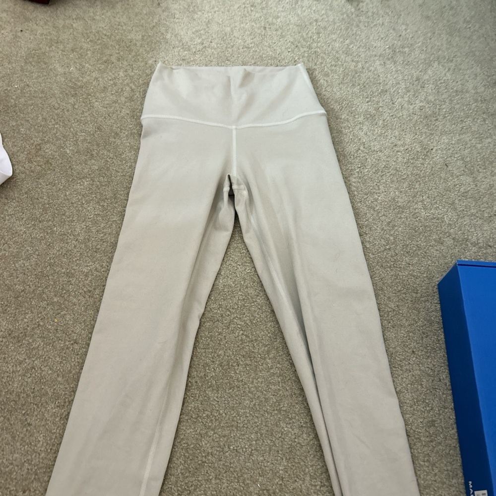 SET Active Light Gray Apparel